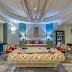 Virgen De Los Reyes Hotel