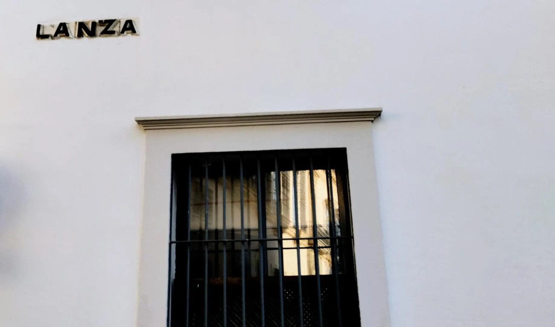 Alojamiento Lanza En El Corazon De Sevilla Apartman